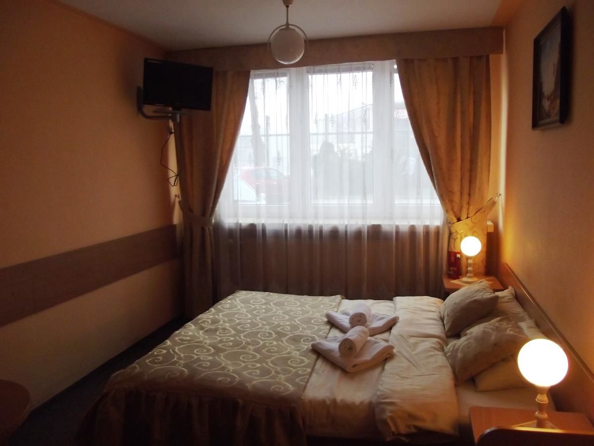 Отель Hotel Alf Краков