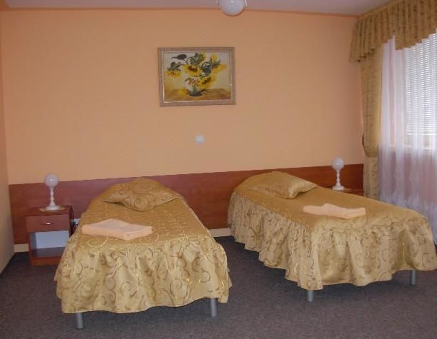 Отель Hotel Alf Краков